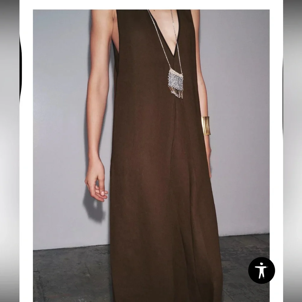 Elegant Brown Maxi Dress - Picture 2 of 7